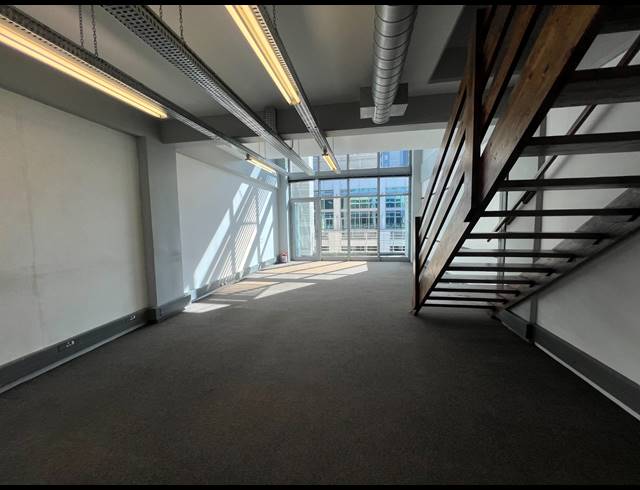 136M² OFFICE TO LET IN ROSEBANK